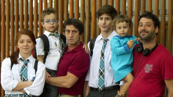 "Mamá se fue de viaje"
