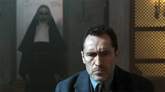Demián Bichir en "La monja"