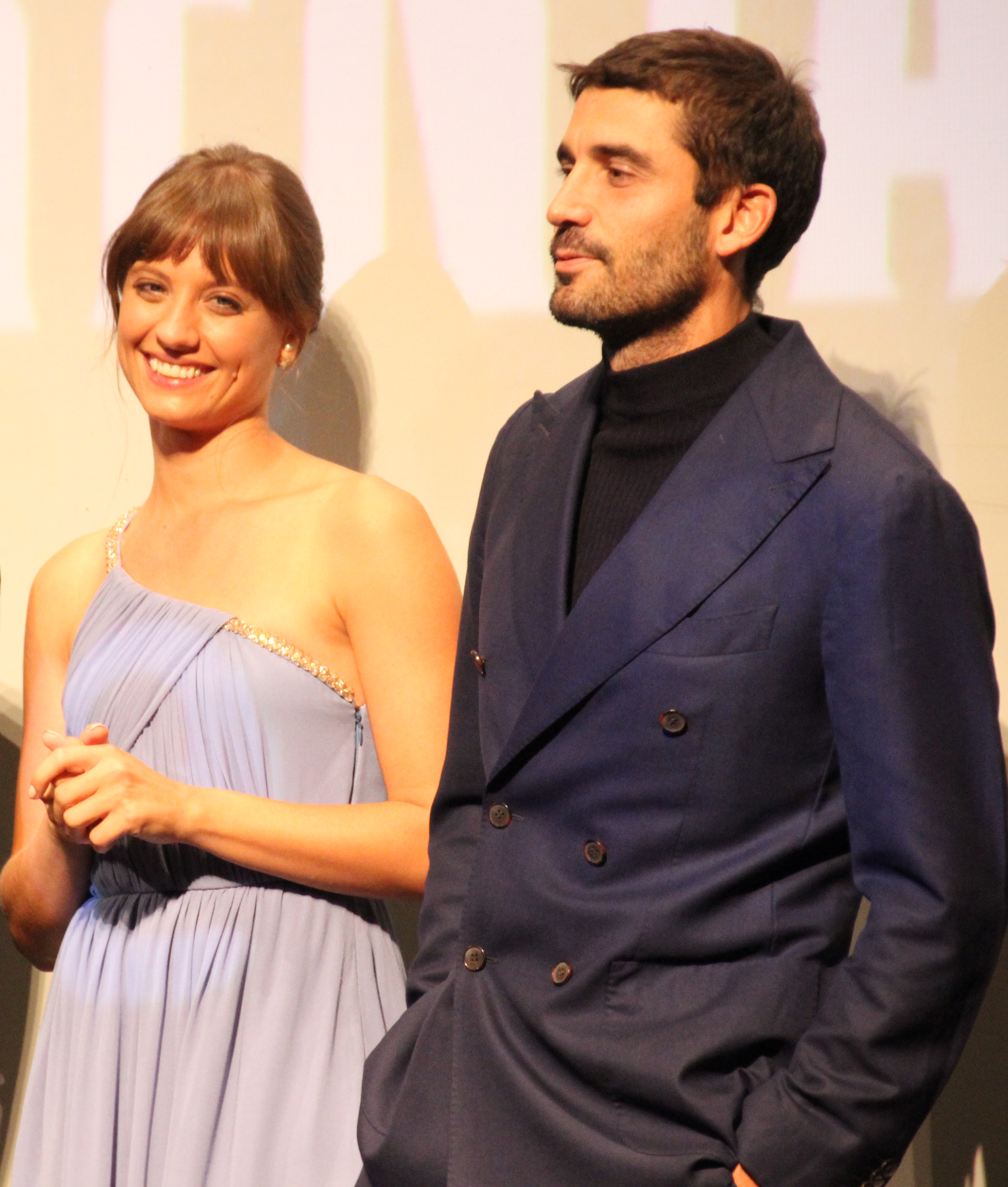 Michelle Jenner y Álex García, protagonistas de "El Continental", en el FesTVal de Vitoria