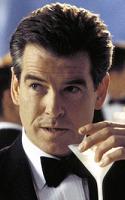 Brosnan en Muere otro día